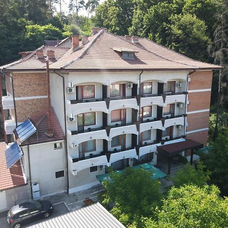 Hotel Panoramic Рымнику-Вылча Экстерьер фото